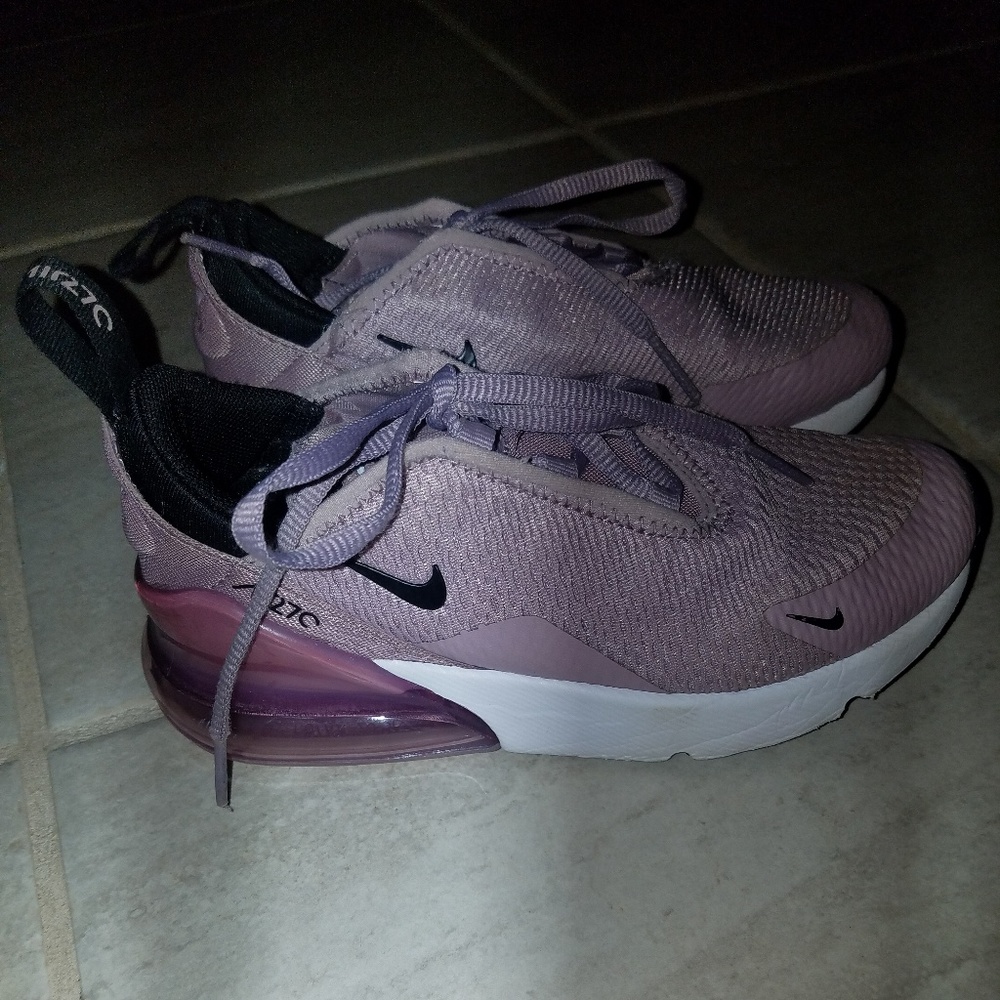 BRAND NEW Nike Air Max